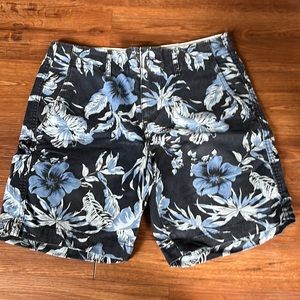 Floral American Eagle shorts